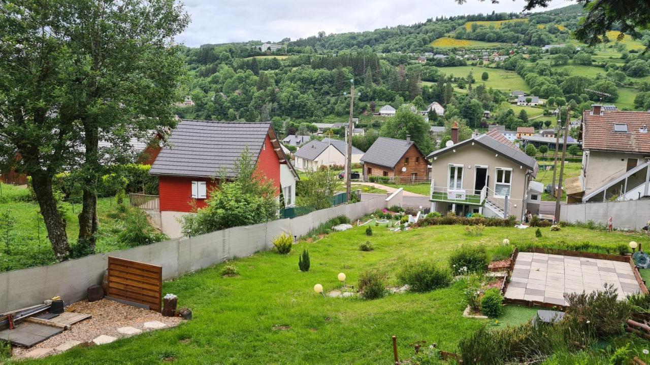 Stunning 4-Bed House In La Bourboule Villa Dış mekan fotoğraf